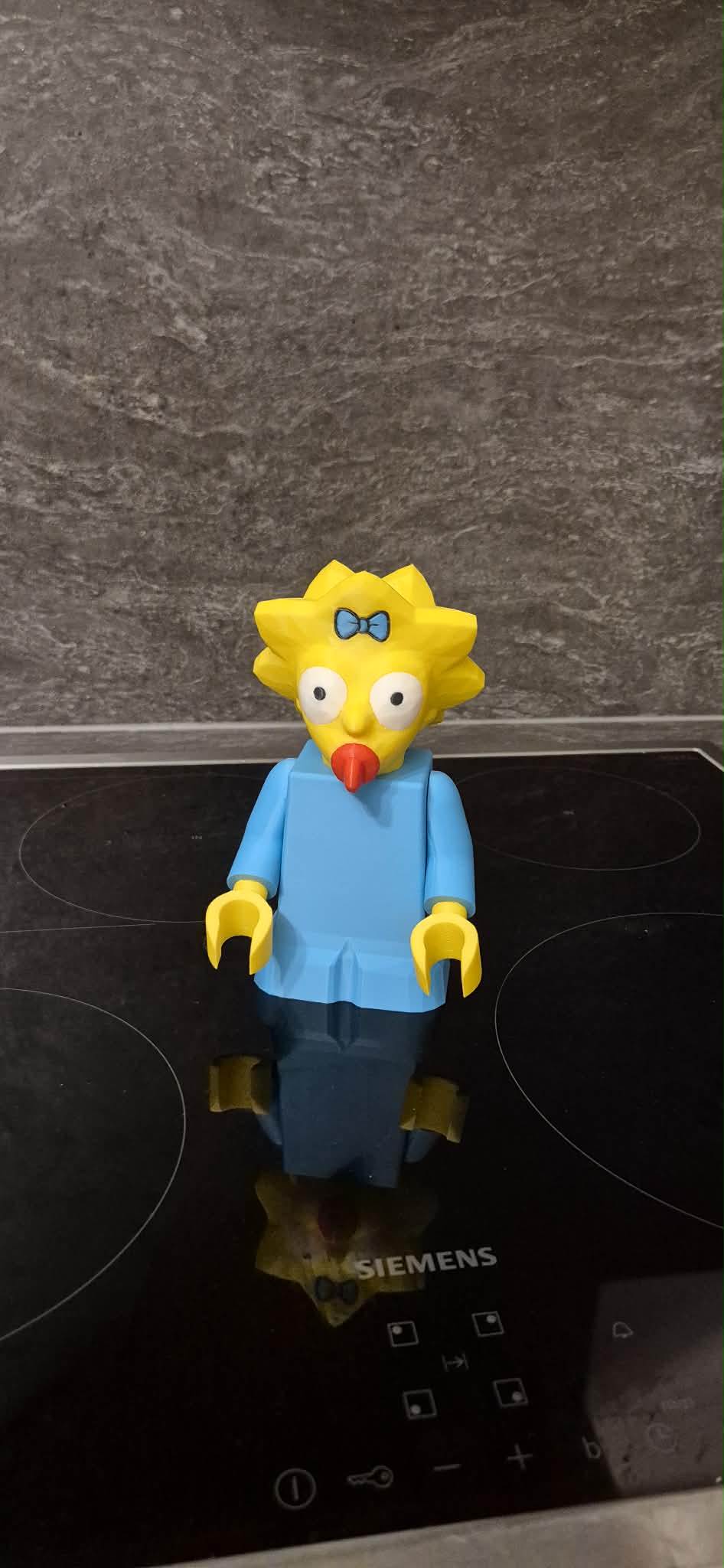 Maggie Simpson
